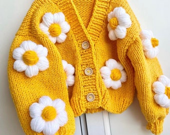 Daisy jumbo Chunky Sweater for Women, 3D Daisy pink Knit Jacket, Oversized Daisy flowers yellow Cardigan, valentines day unique gift for her