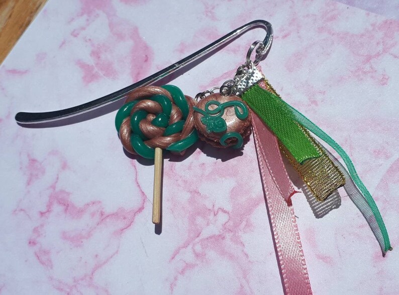 Bookmark/ lolypop and macaron/ pink gold and emerald green/ handmade fimo unique creation image 1