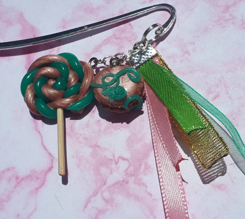 Bookmark/ lolypop and macaron/ pink gold and emerald green/ handmade fimo unique creation image 3