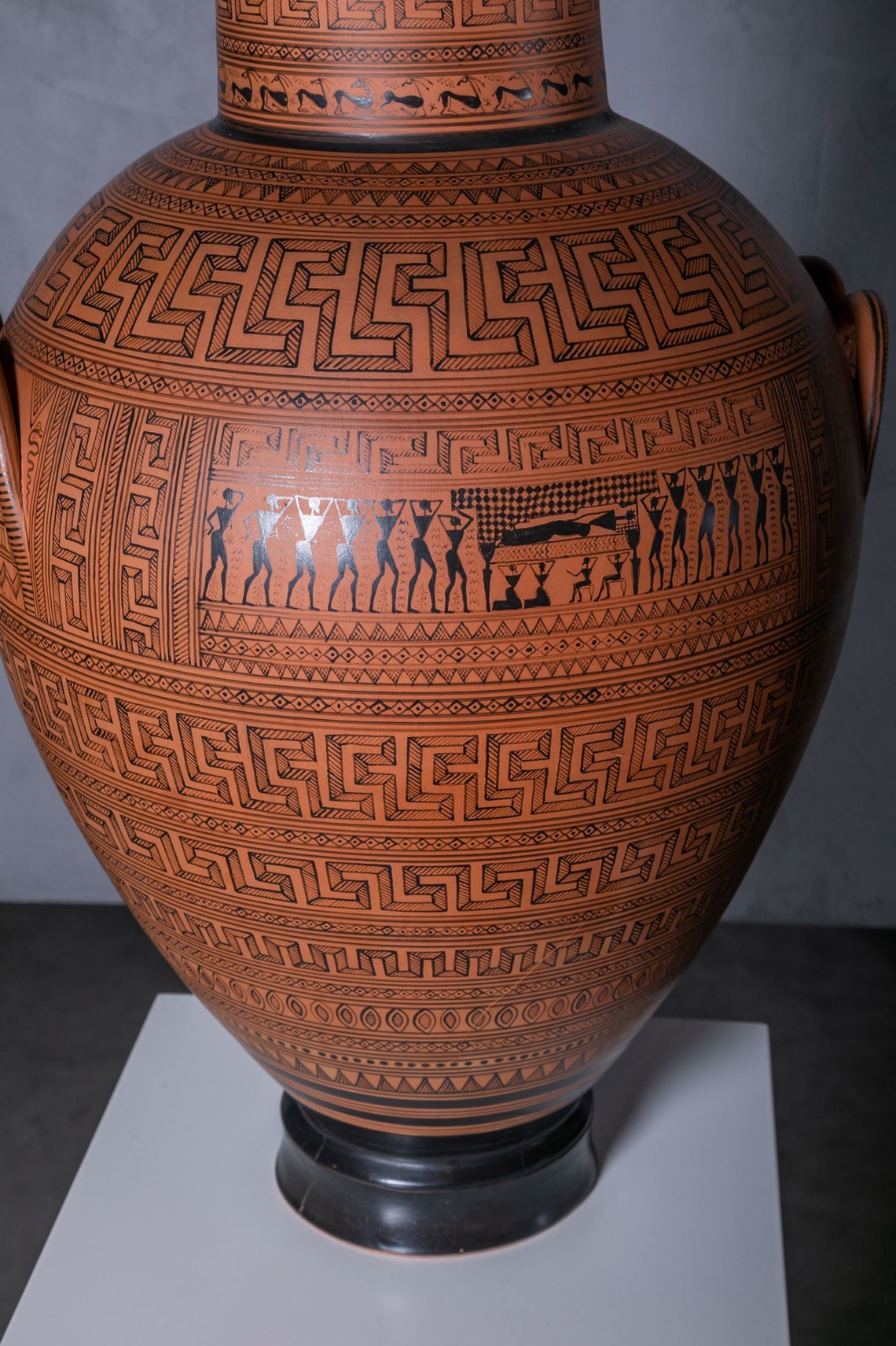 Ancient Greek Funerary Vessel, Funerary Vase,geometric Period,dipylon