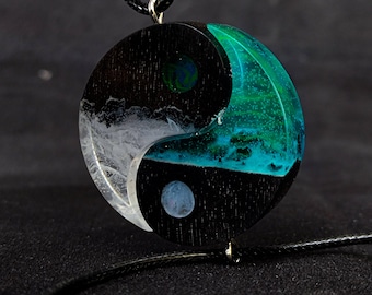 Yin yang couple necklaces, aurora northern lights, Matching necklaces Birthday gift Wood resin couple pendants, perfect gift for her
