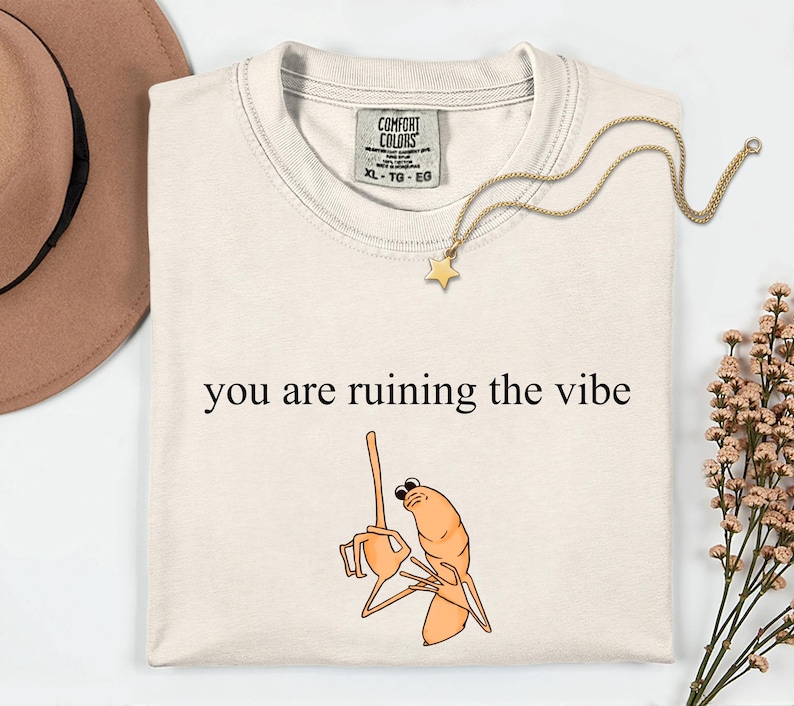 You Are Ruining The Vibes-shirt, Marcus The Worm-shirt, Brain Rot-shirt, Robert Help Marcus The Worm Lelijk shirt afbeelding 5