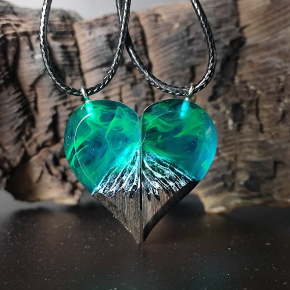 Valentine's day hotsell matching necklaces