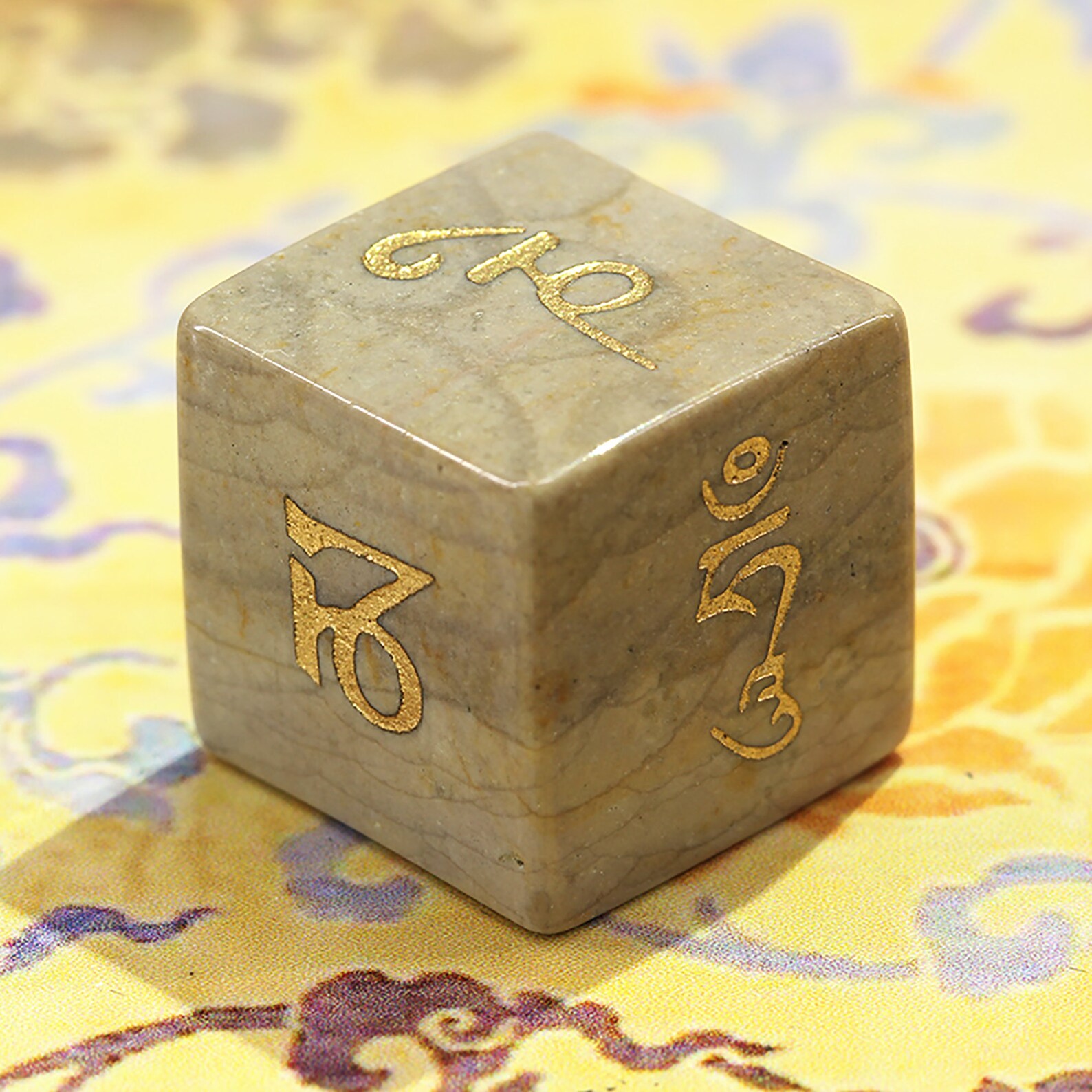 D6 Gemstone Tibetan DiceGem Mo DiceRune Divination Etsy