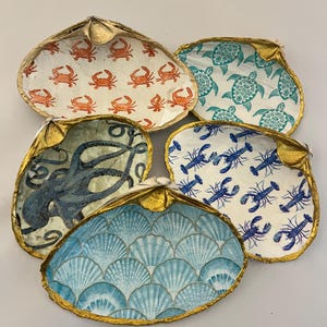Large Clamshell Trinket/Ring Dish | Shell Art Jewelry Dish | Clam Shell Decor | Clam Shell Jewelry Dish | Decoupage