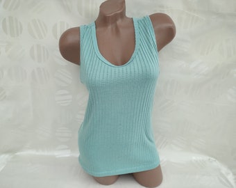 90s Vintage Womens Mint Ribbed Top/Tank Top. Size M-L.