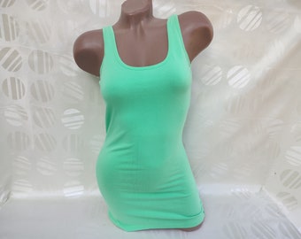 90s Vintage Womens Light Green Basic Tank Top. Size S.