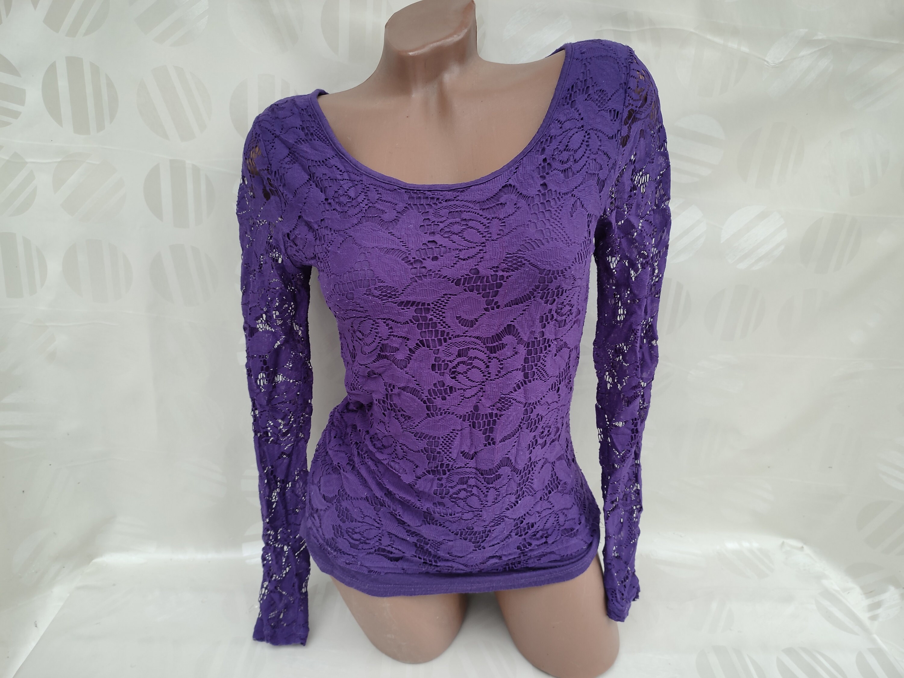 90s Vintage Womens Purple Lace Top/tee Long Sleeve. Size XS
