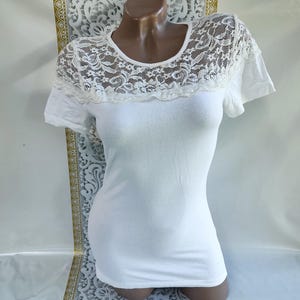 90s Vintage Cotton Women's White Lace Basic Top Short Sleeve. Size S.