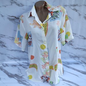 90s Vintage Women&#39;s White Floral Collar Blouse Short Sleeve. XL Size.