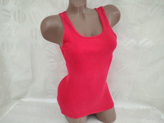 90s Vintage Women's Raspberry Ribbed Tank Top. Si… - image 1