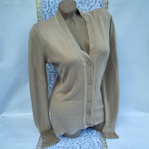 90s Vintage Women&#39;s Beige V-Neck Cardigan Button Long Sleeve. Size M.