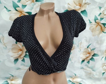 90s Vintage Viscose Women's Black Polka Dot Crop Top Open Neck Short Sleeve. Size S-M.