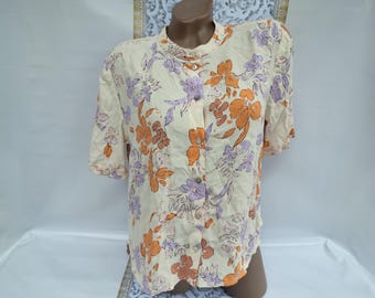 90s Vintage Viscose Women's Cream Floral Blouse/Top Short Sleeve. Size L.