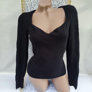 90s Vintage Womens Black Ribbed Sweater/Pullover Open Neck Long Sleeve. Size S.
