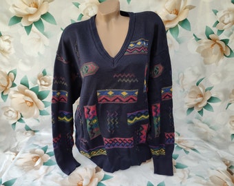90s Vintage Wool Geometric Sweater: Navy Blue V-Neck (L-XL)
