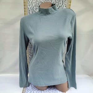 90s Vintage Cotton Women&#39;s Grey Mint Ribbed Turtleneck Pullover Long Sleeve. Size L.