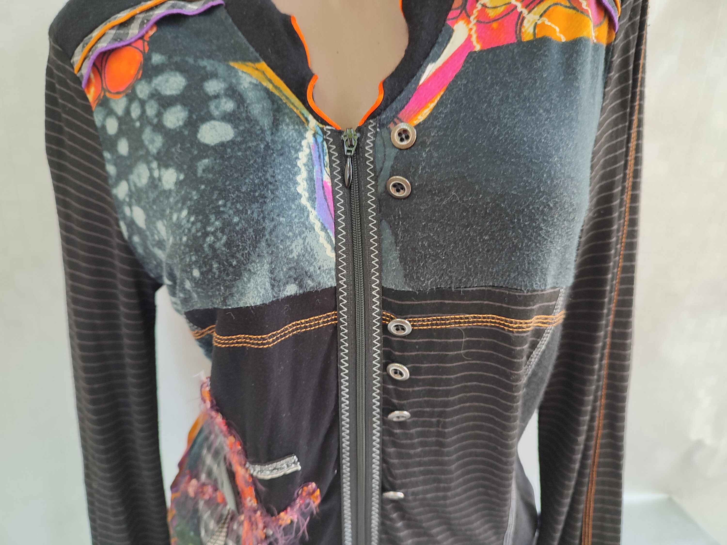 90s Vintage Wool Womens Hippie Zip Sweatshirt Abstract Print 90s Vintage Wool Womens Hippie Zip Sweatshirt Abstract Print