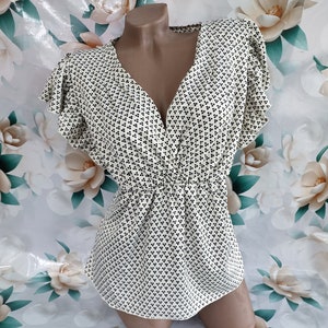 90s Vintage Silk Polka Dot Blouse: Ruffle Sleeve Top (XS-S)