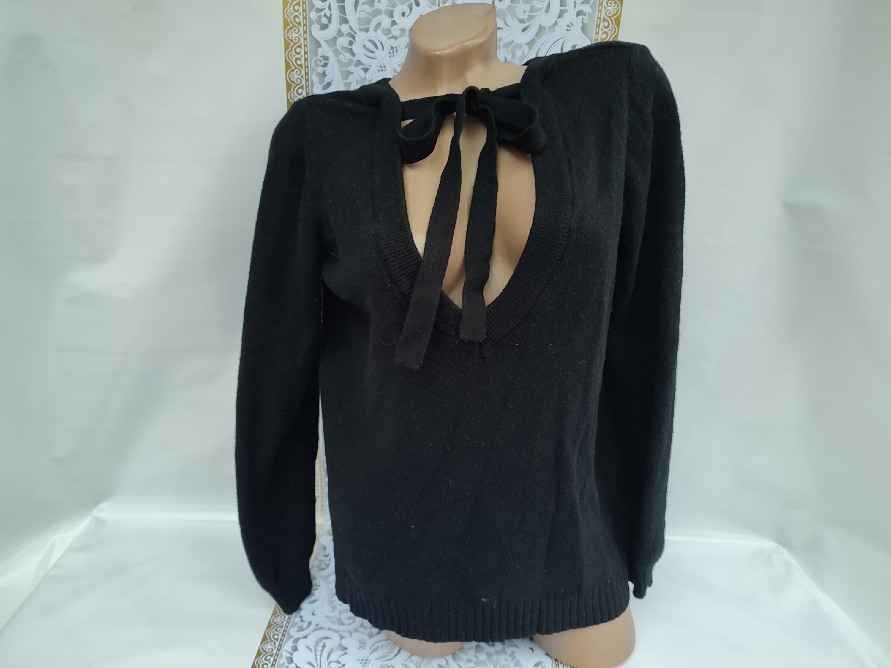 90s Vintage Womens Black V-neck Tie Sweater/pullover Long Sleeve