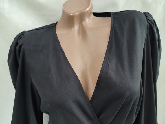 トップス 90s Black Balloon Sleeve Silk Blouse Puff Sleeve Popover Top - Black Solid Colors | NYDJ