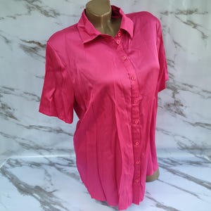 90s Vintage Women&#39;s Pink Satin Blouse Collar Short Sleeve. XL Size.