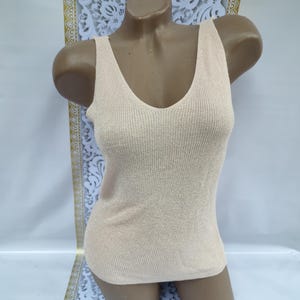 90s Vintage Women&#39;s Pink Shiny Knit V-Neck Tank Top. Size M.