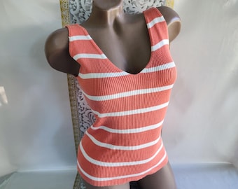 90s Vintage Viscose Women's Pink Striped Ribbed V-Neck Tank Top. Size M.