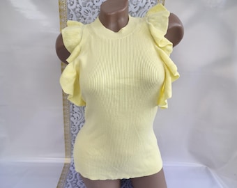 90s Vintage Women's Yellow Ribbed Ruffle Top Sleeveless. Size S.