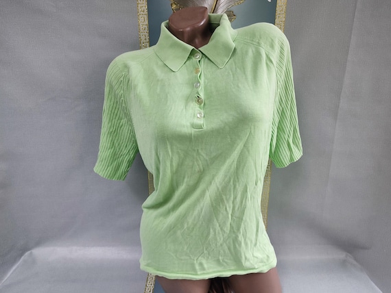 90s Silk Women's Lime Top with Short Sleeves. Size M.