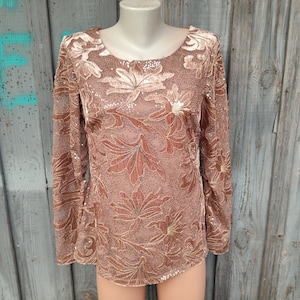 80s Vintage Women&#39;s Beige Sequin Blouse/Glitter Long Sleeve Top. Size S-M.