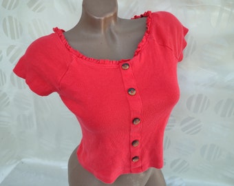 Top corto acanalado rojo vintage de los años 90 para mujer, con hombros descubiertos y manga corta. Tallas S-M.