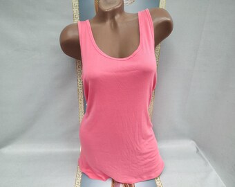90s Women's Basic Pink Ribbed Tank Top. Sizes M-L.