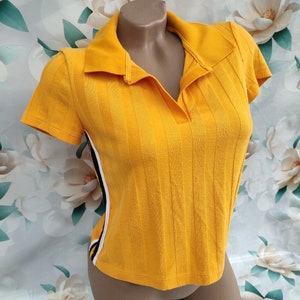90s Vintage viscose women's yellow crop top with collar short sleeve. Size S-M.