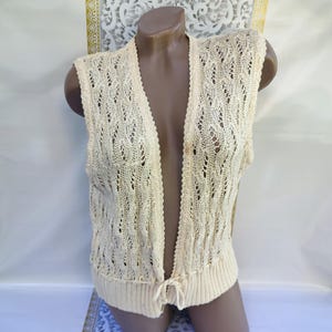 90s Vintage Women Cream Knitted Shiny Vest Tie. Size L-XL.