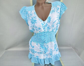 90s Viscose Women's Light Blue Floral V-neck Blouse Sleeveless. Size M.