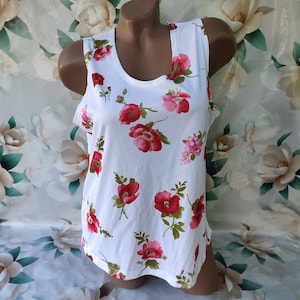 90s Vintage Womens White Floral Top/Tank Top Boho. Size L-XL.