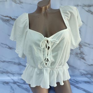 90s Vintage White Ruffle Top: Short Sleeve Blouse, Size XL