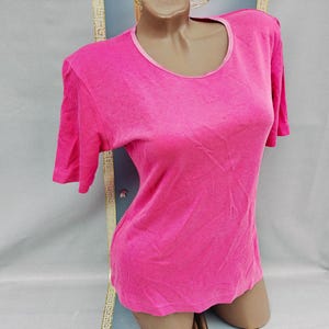 90s Women's Basic Pink Ribbed Top Short Sleeve. Sizes S-M.
