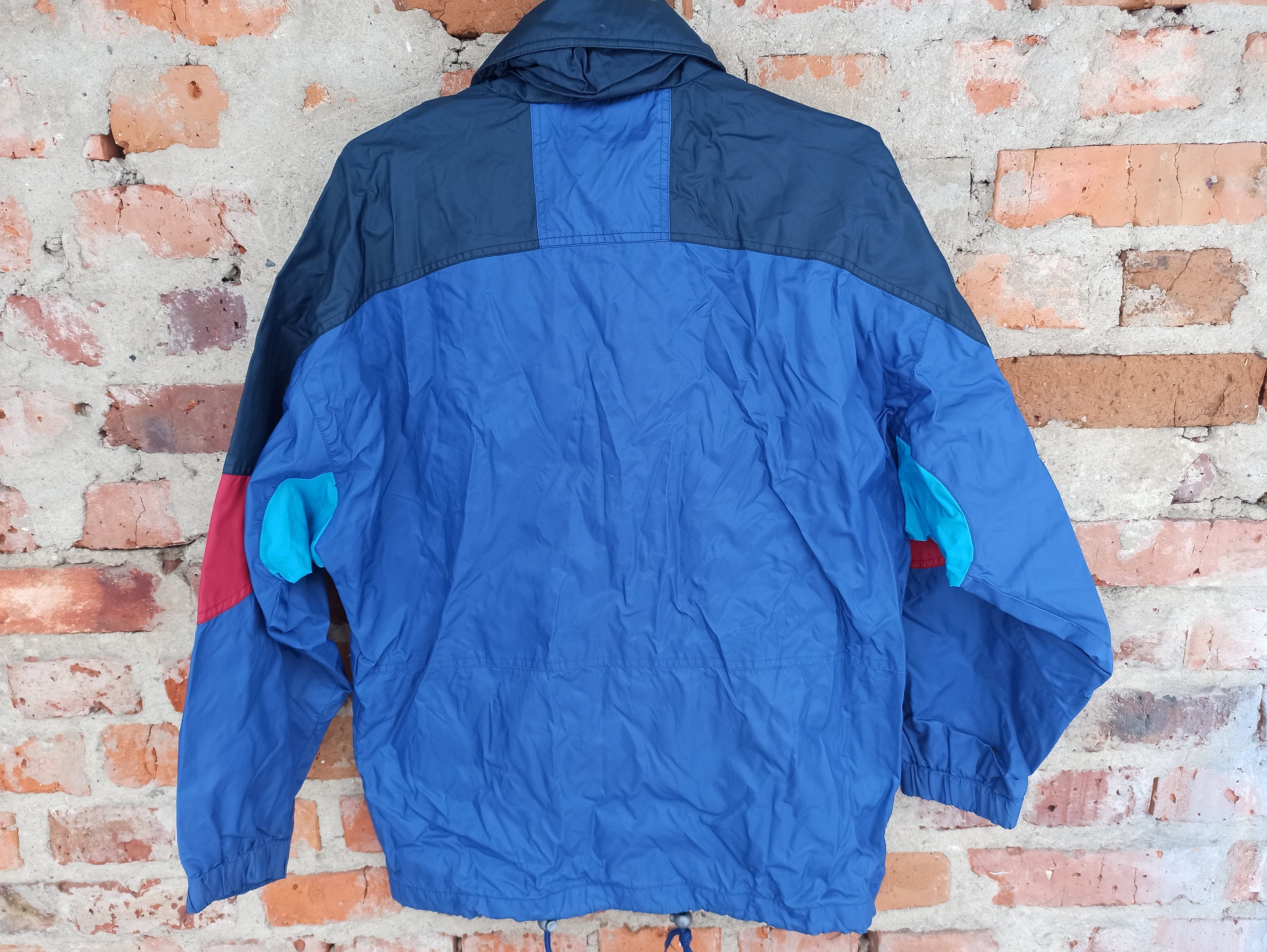 90s Vintage Men's Nylon Windbreaker Jacket Color Block Blue 90s Vintage Men's Nylon Windbreaker Jacket Color Block Blue