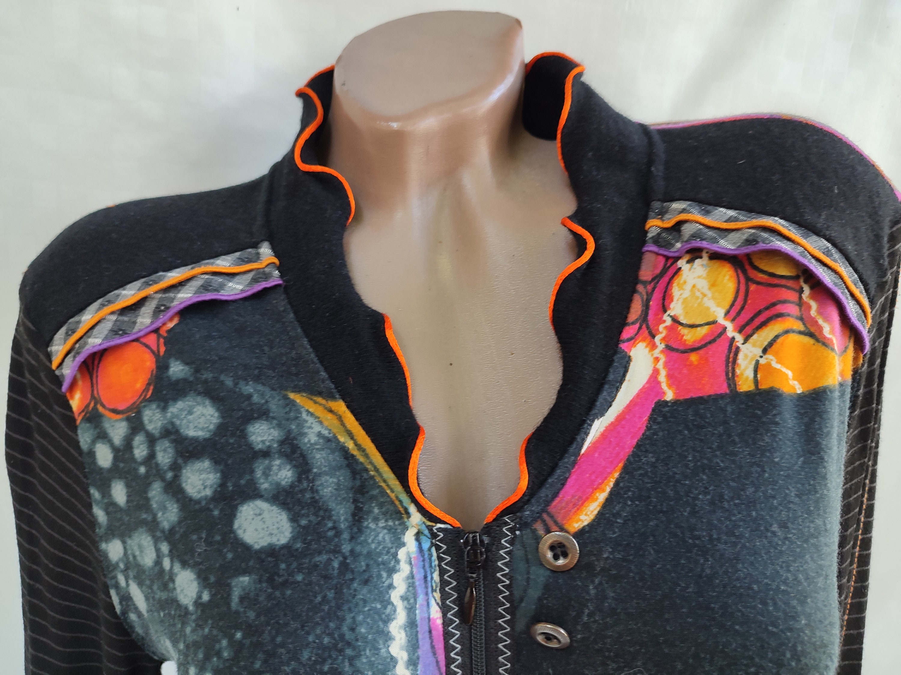 90s Vintage Wool Womens Hippie Zip Sweatshirt Abstract Print 90s Vintage Wool Womens Hippie Zip Sweatshirt Abstract Print