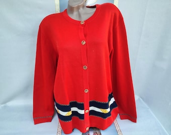 Rood damesvest van Italiaanse merinowol uit de jaren 90 met knopen. Maten XL-2XL.