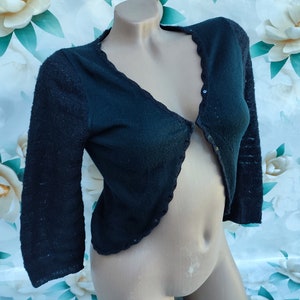 90s Vintage women&#39;s black knitted cropped bolero half sleeve. Size XXS-XS.