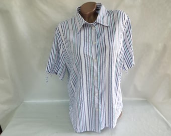 90s Vintage Women's White Blue Striped Blouse/Shirt Short Sleeve. Size 2XL-3XL.