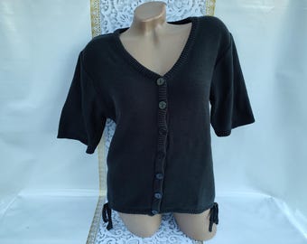 90s Vintage Womens Black V-Neck Button Down Cardigan Short Sleeve. Size M-L.