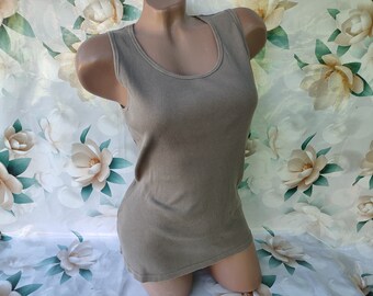 Top/camiseta sin mangas de algodón vintage de los años 90 para mujer, color caqui, acanalado. Talla M-L.
