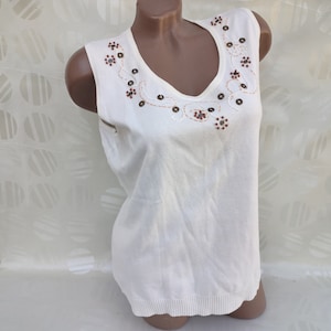 90s Vintage Womens White Boho Top/Tank Top Embroidery. Size L-XL.