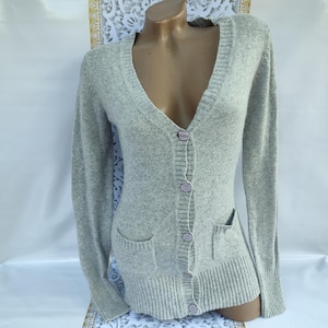 Vintage 90s Gray V-neck Cardigan by Round Tree & Yorke - Etsy Vintage 90s Gray V-neck Cardigan by Round Tree & Yorke - Etsy