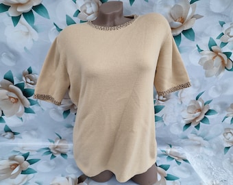 Suéter/top vintage de lana color beige para mujer, estilo años 90. Tejido fino de manga corta. Talla L-XL.