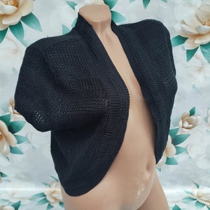 90s Vintage women&#39;s black cropped bolero short sleeve. Size M-L.